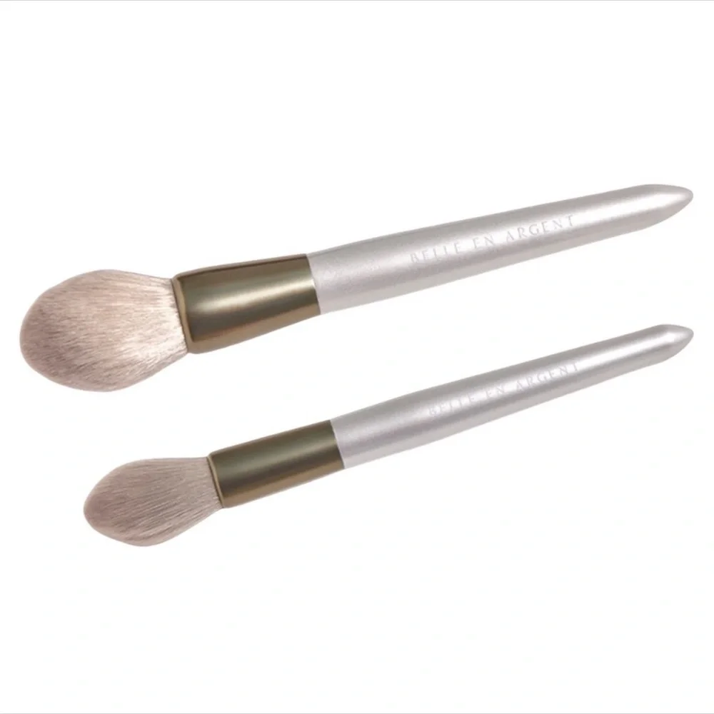 Belle en Argent/ Bronze and Buff Duo Set. Brand new in package